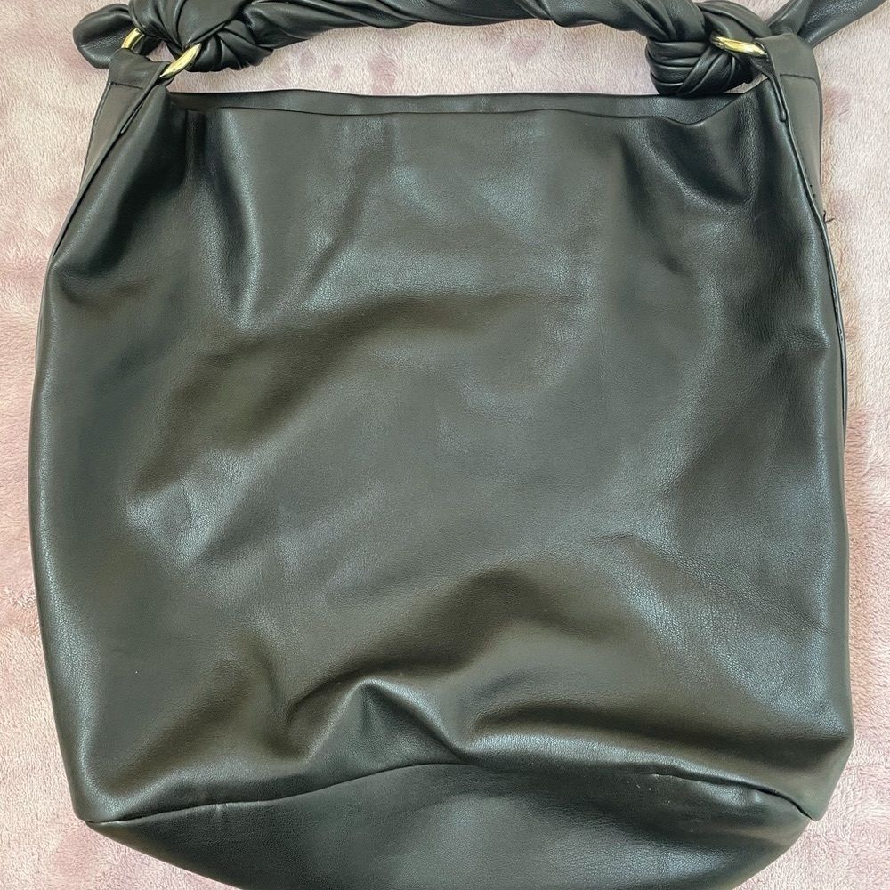 Black Max Studio Purse